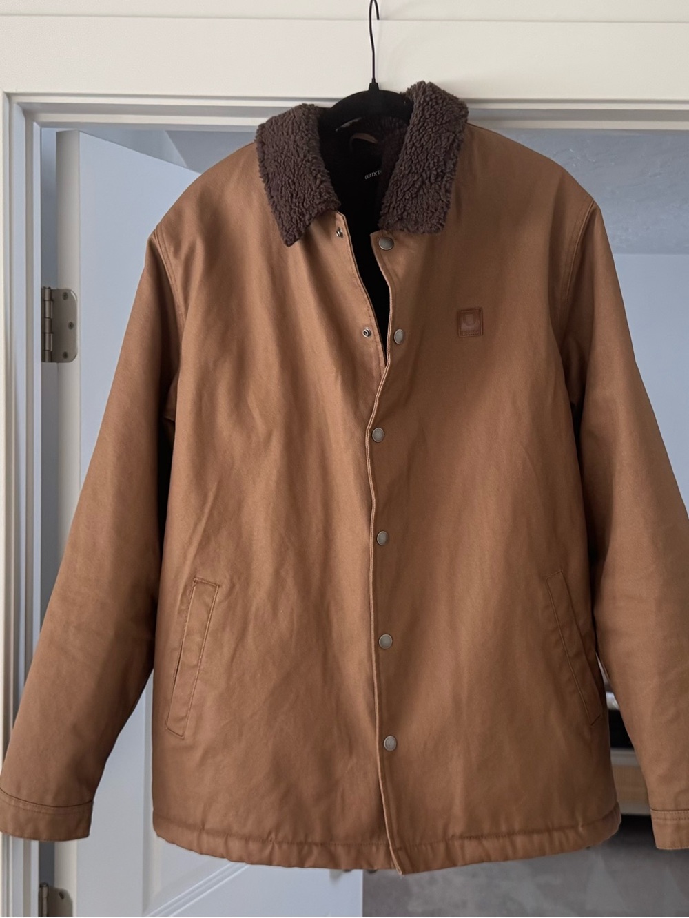 Brixton Beta Sherpa Lined Coaches Jacket in Desert Palm